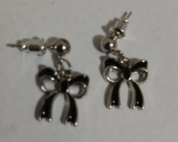 Post with Bow Black Silver