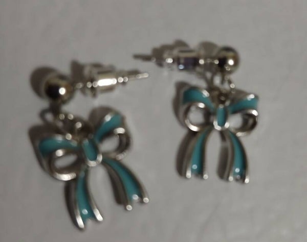 Post with Bow Blue silver