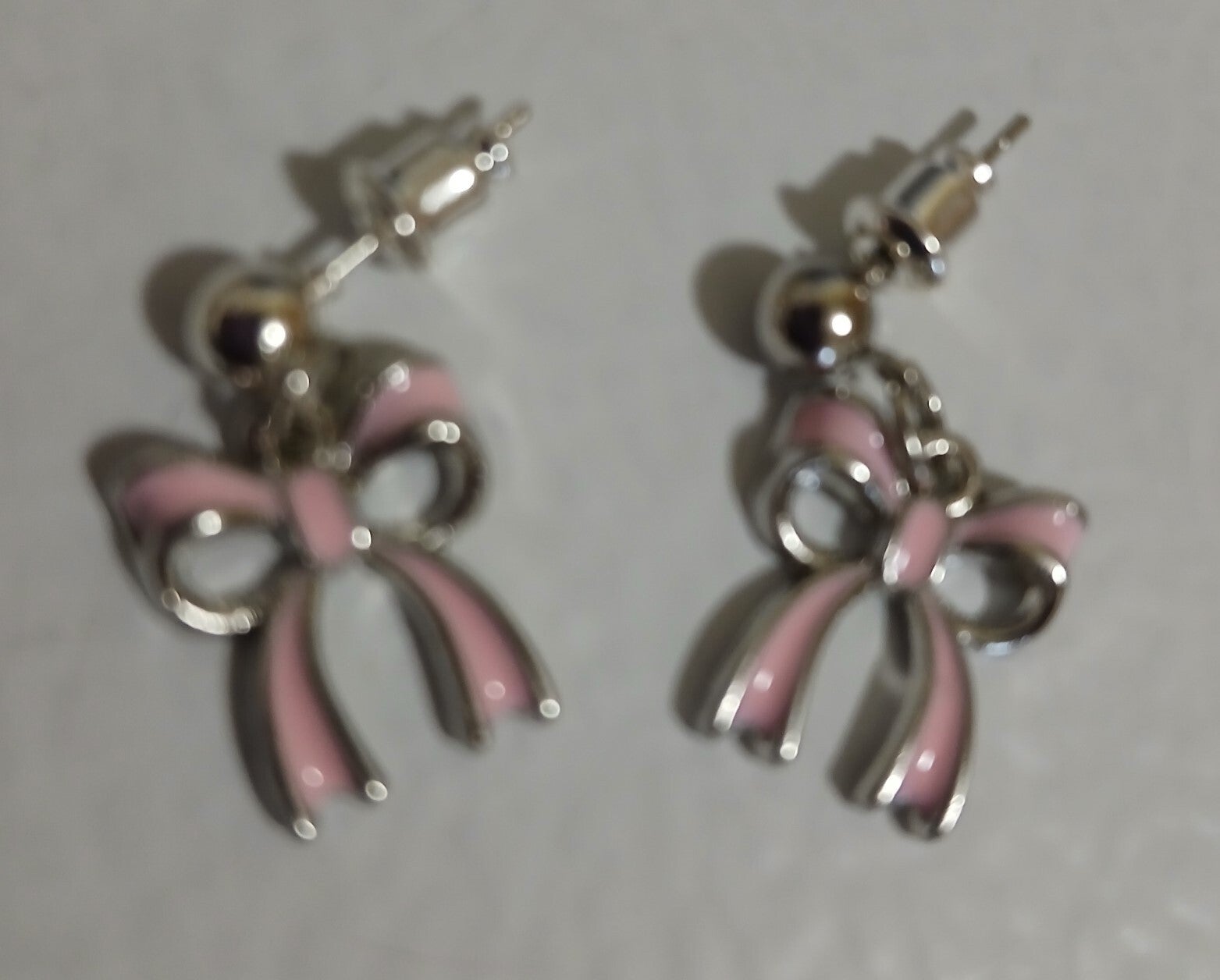 Post with Bow Pink Silver