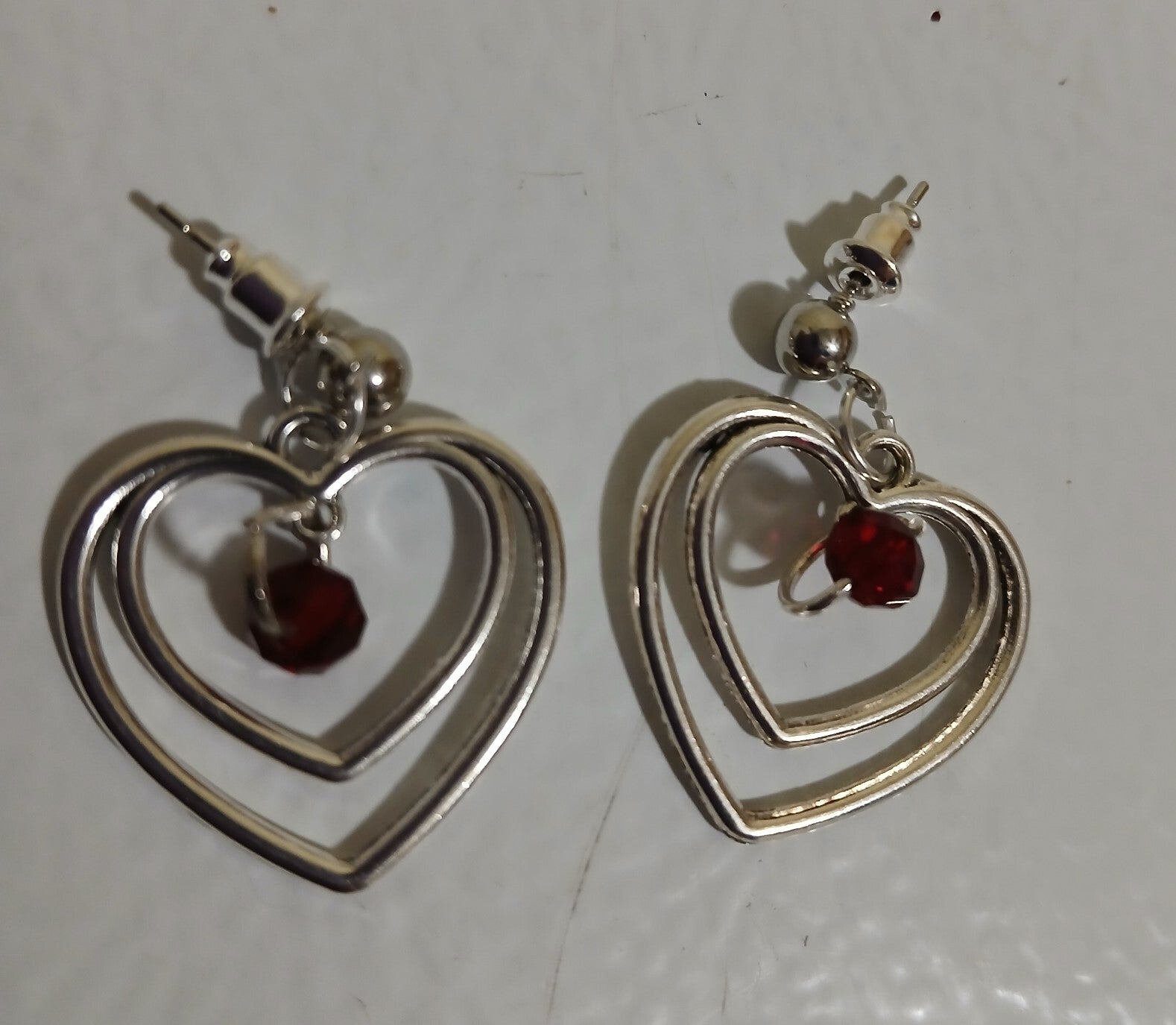 Posts Double Hearts Silver Red (wire wrapped)