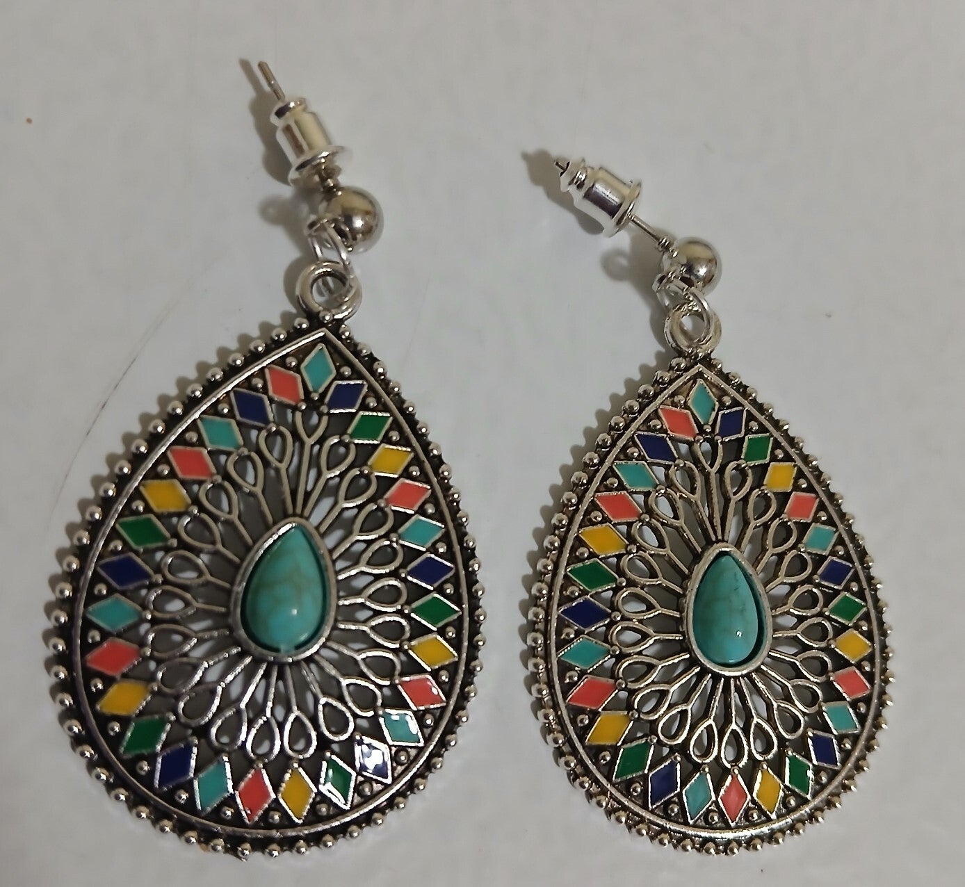 Posts with Teardrop Turquoise