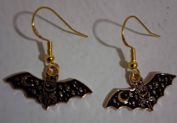 Posts with Bat Gold