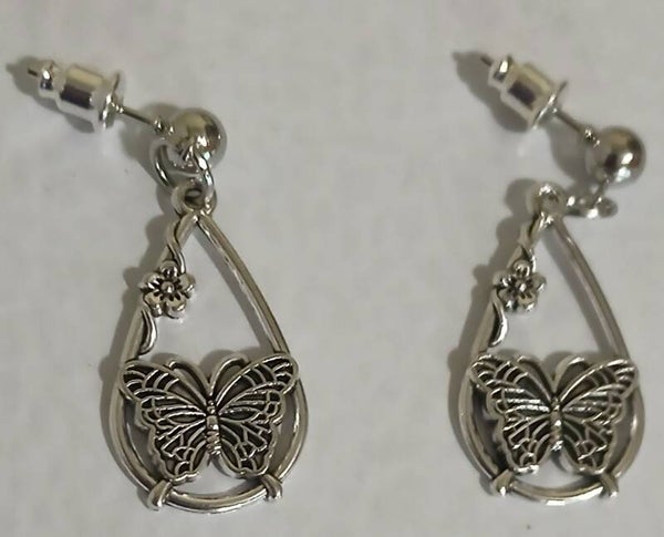 Posts with Butterfly Teardrop