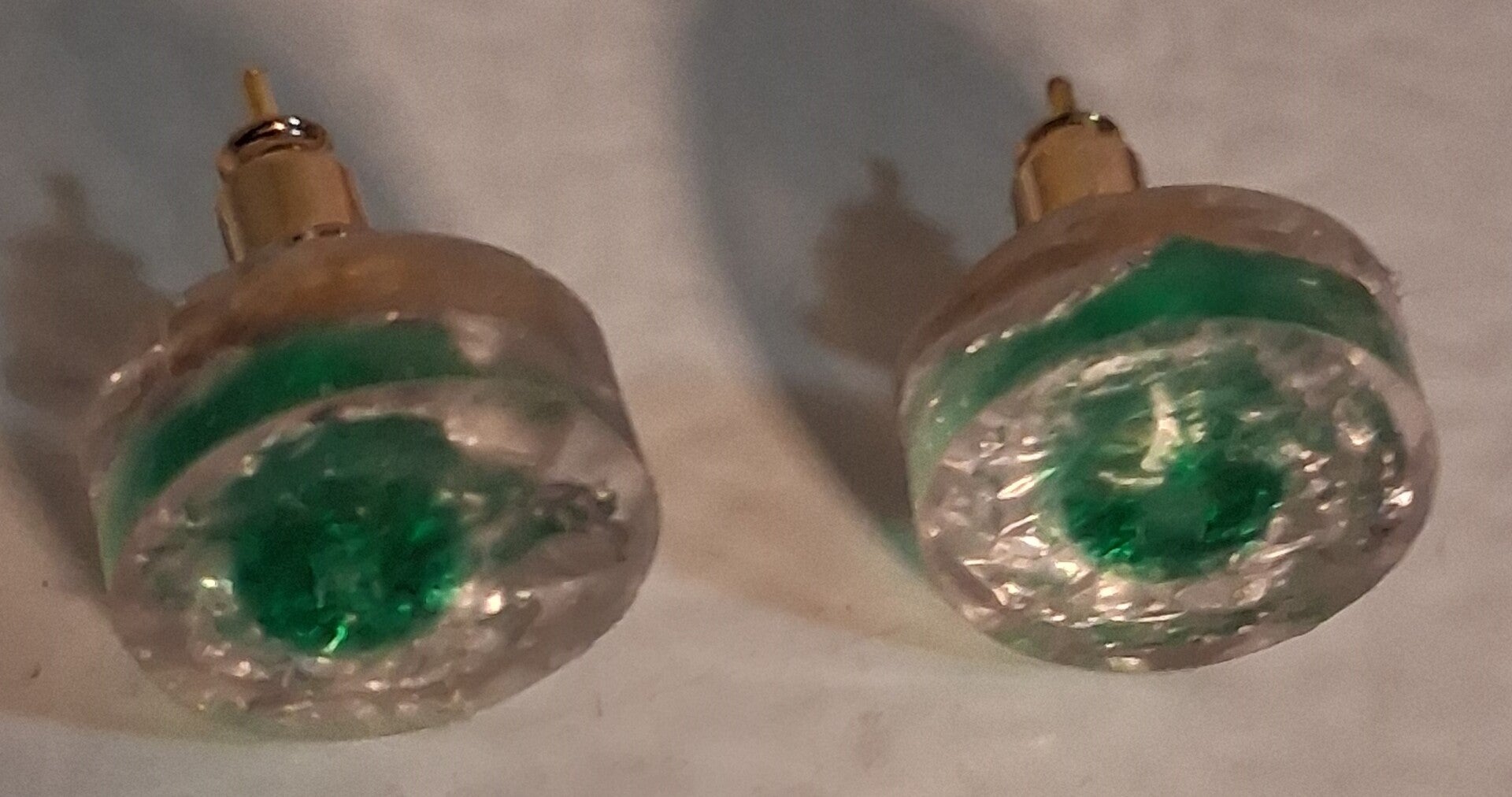 Resin Stud Green silver (Resin my design)