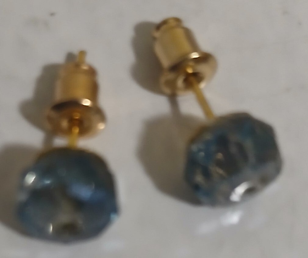 Stud Crystal Blue