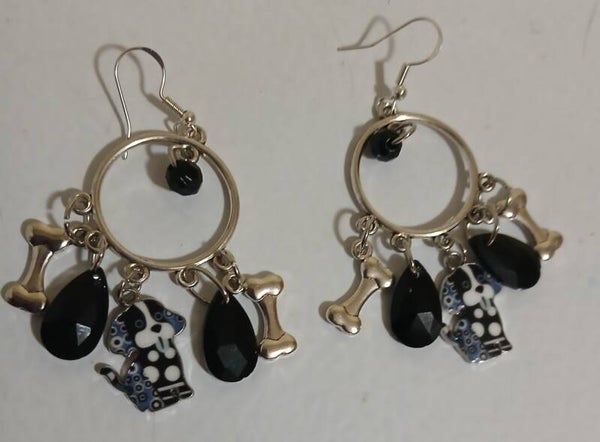 Teardrop Black Dog with Bones