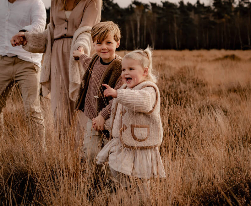 Gezinsshoot-familieshoot- fotograaf-Oirschot-Fotograaf-Best-Fotografie Oisterwijk-Familieshoot-Tilburg