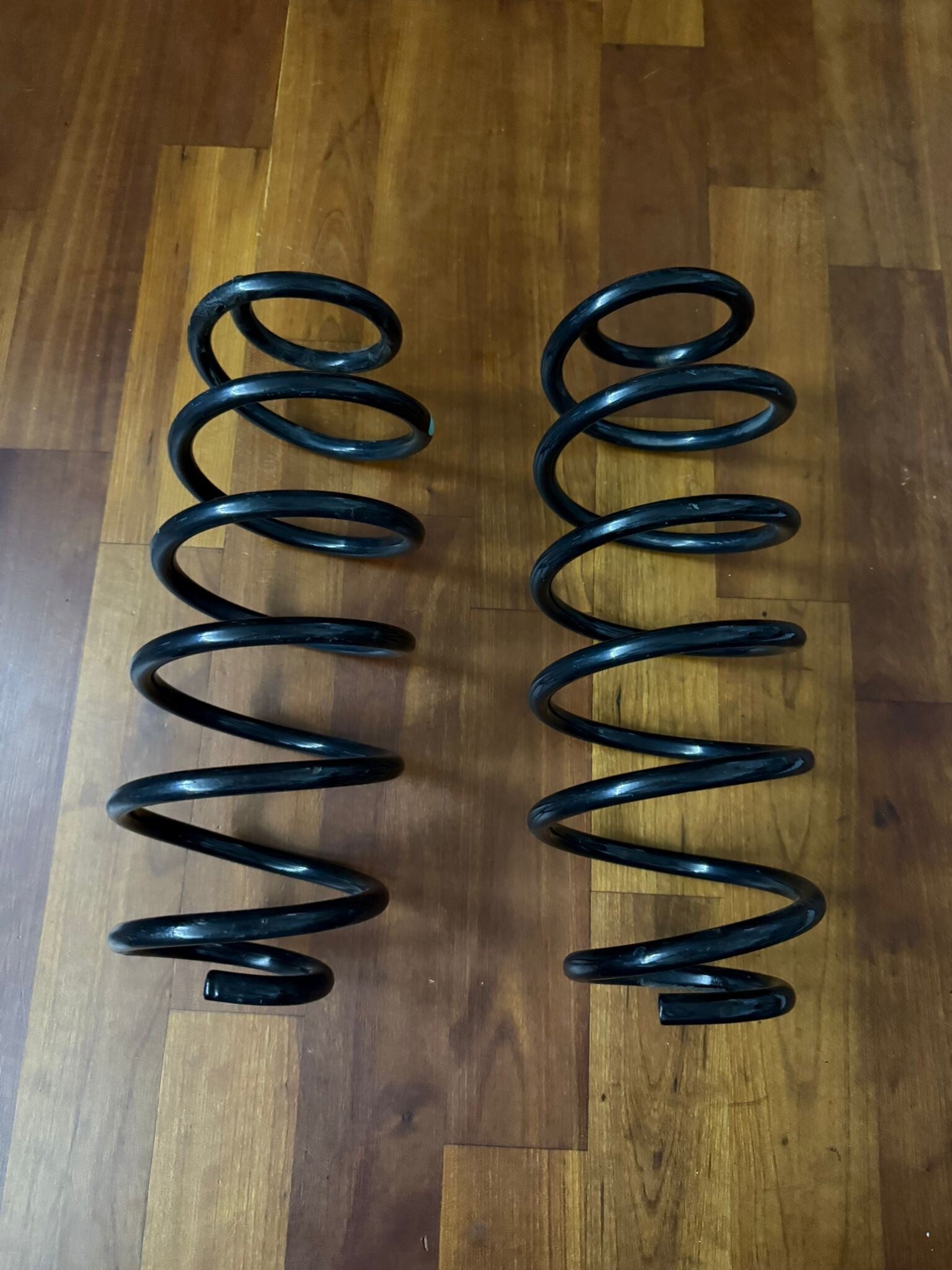 Hintere Schraubenfedern TOYOTA AYGO 2018 2/3