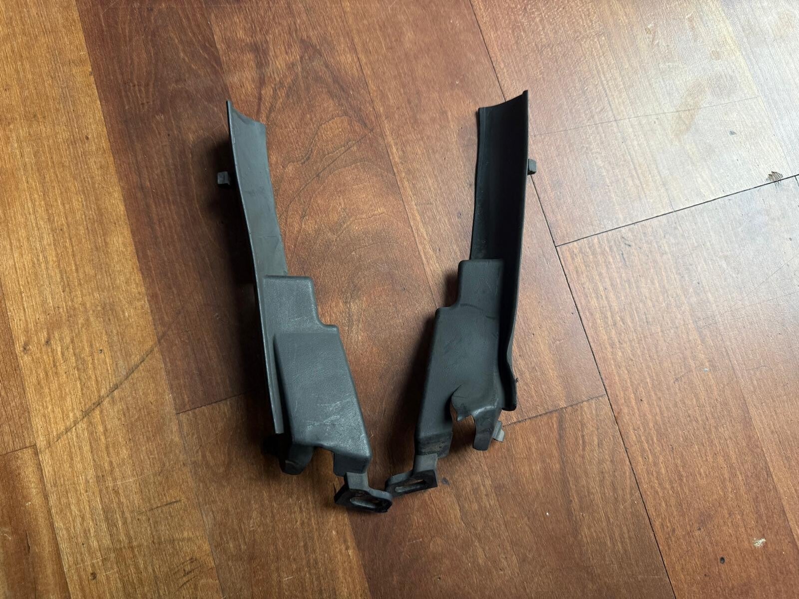 Motorhaubenverkleidung (Kunststoffabdeckung) MITSUBISHI COLT Z30 2009-2012 VORNE L+R