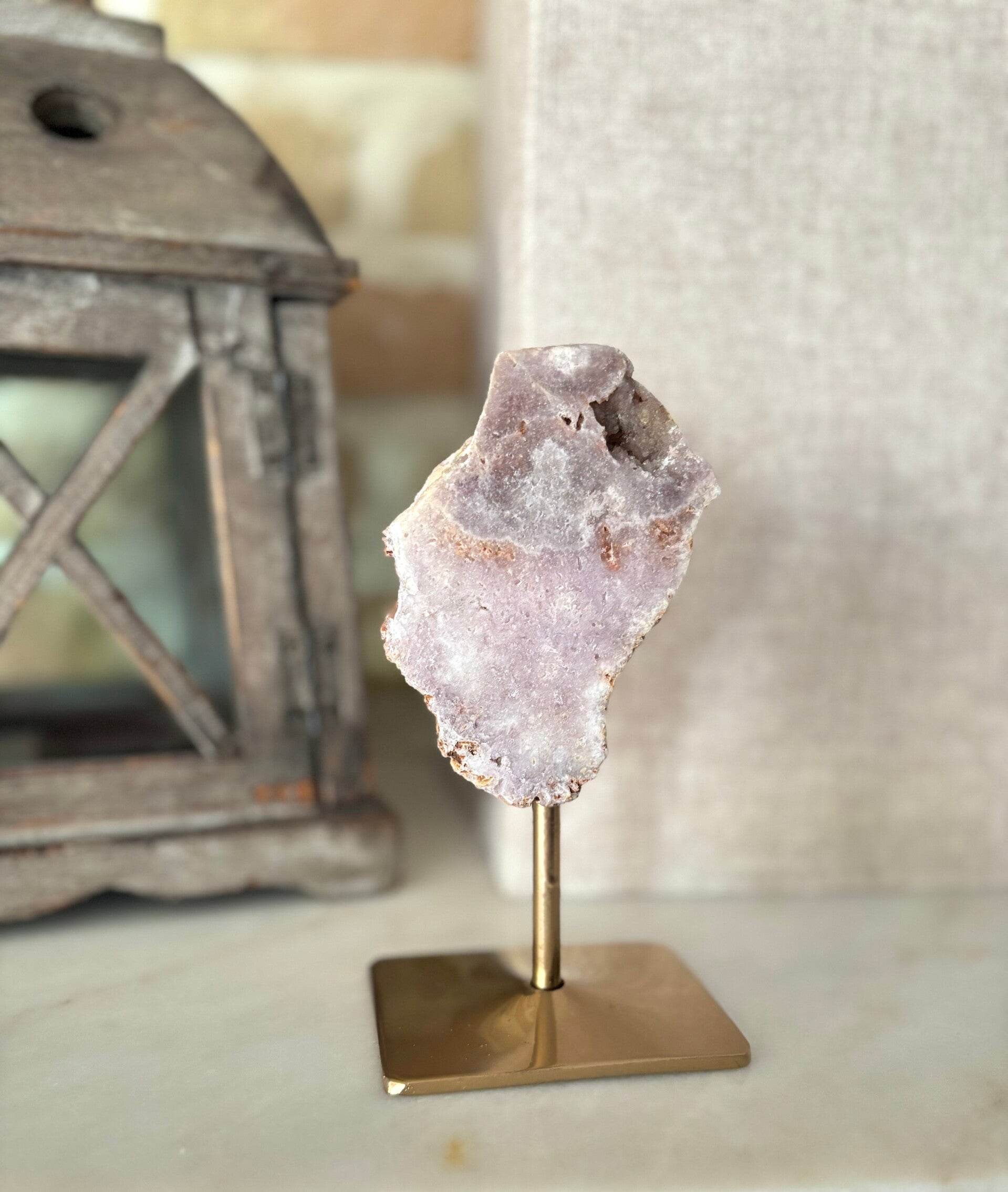 Roze Amethist stand 5.