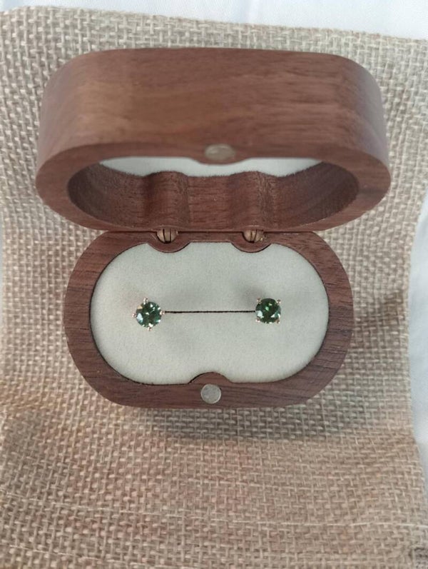 Sapphire Green Studs 1.05cts