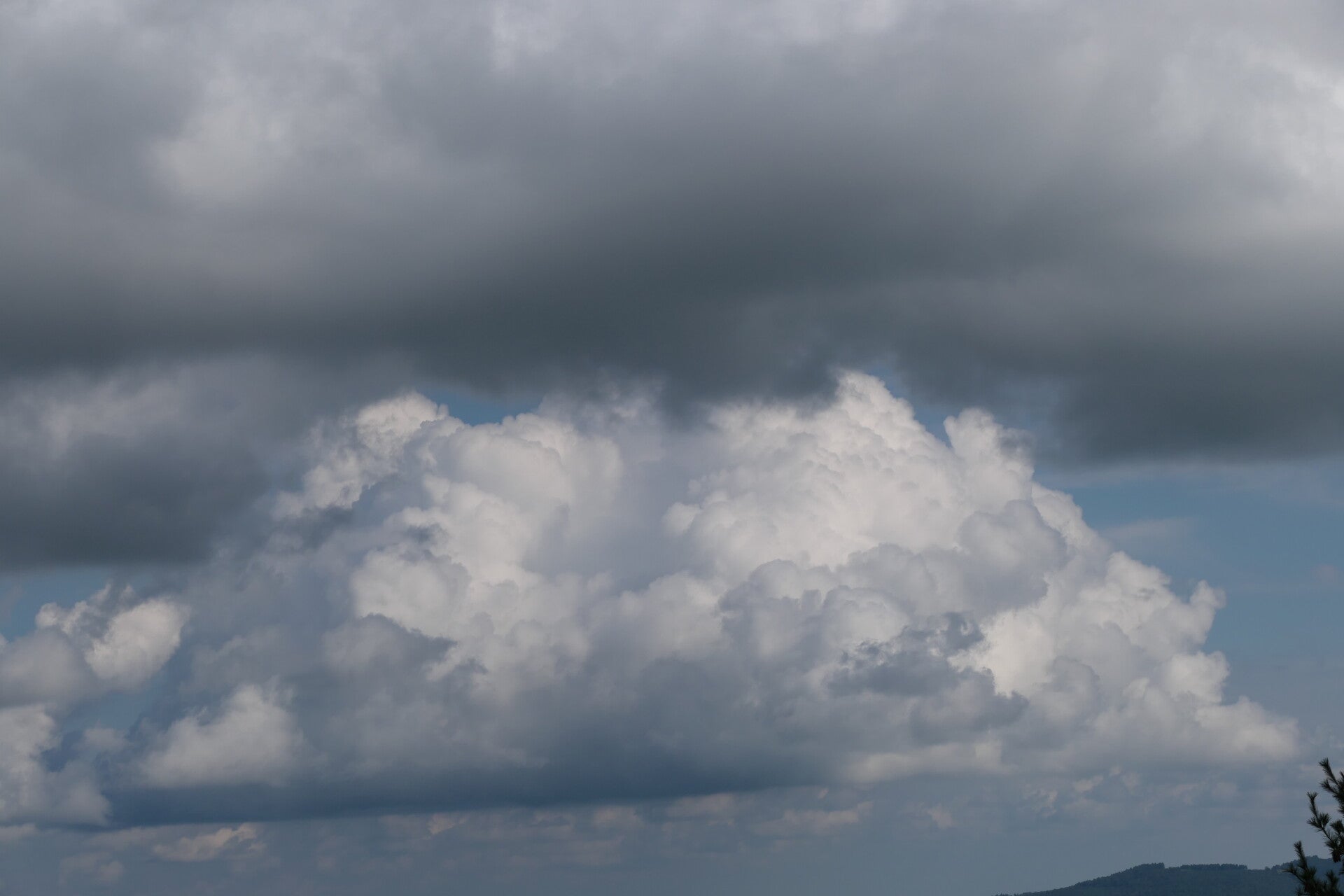 CLOUDS & SKY