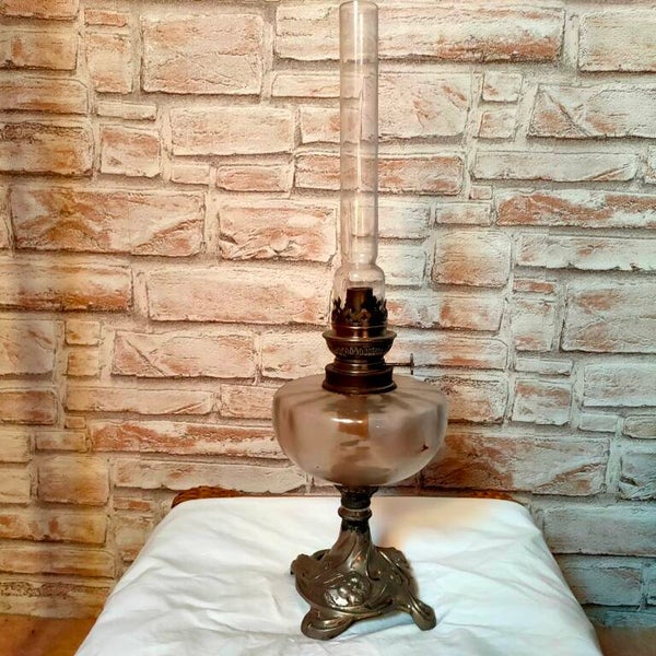 BOU004 - Lampe à petrole
