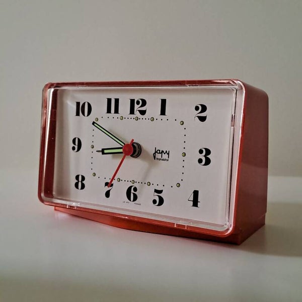 REV506 - Réveil quartz vintage années 70