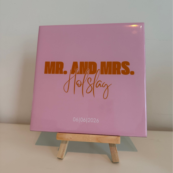 Gepersonaliseerde trouwtegel – Mr. and Mrs. design