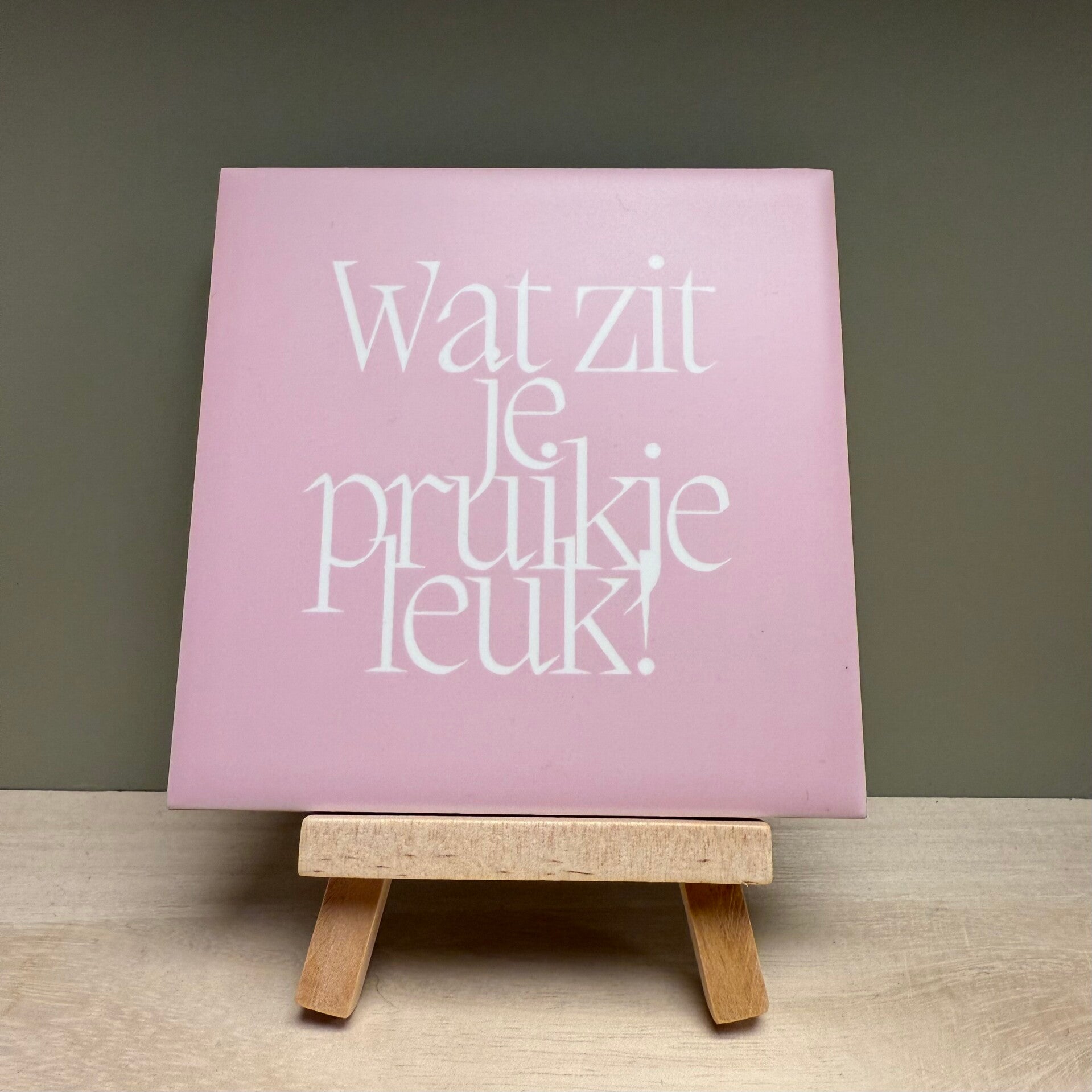 Wat zit je pruikje leuk!