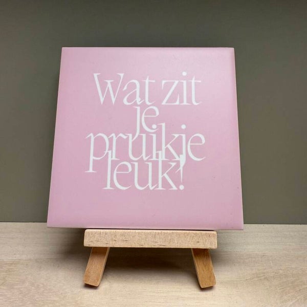 Wat zit je pruikje leuk!