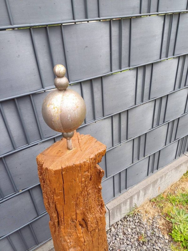 Gartenskulptur "Mit der Welt im Einklang"