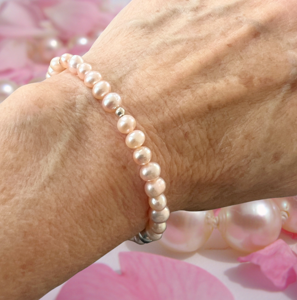Parelarmband met zilver