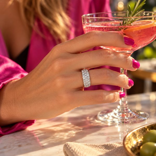 Zilverkleurige ring met strass