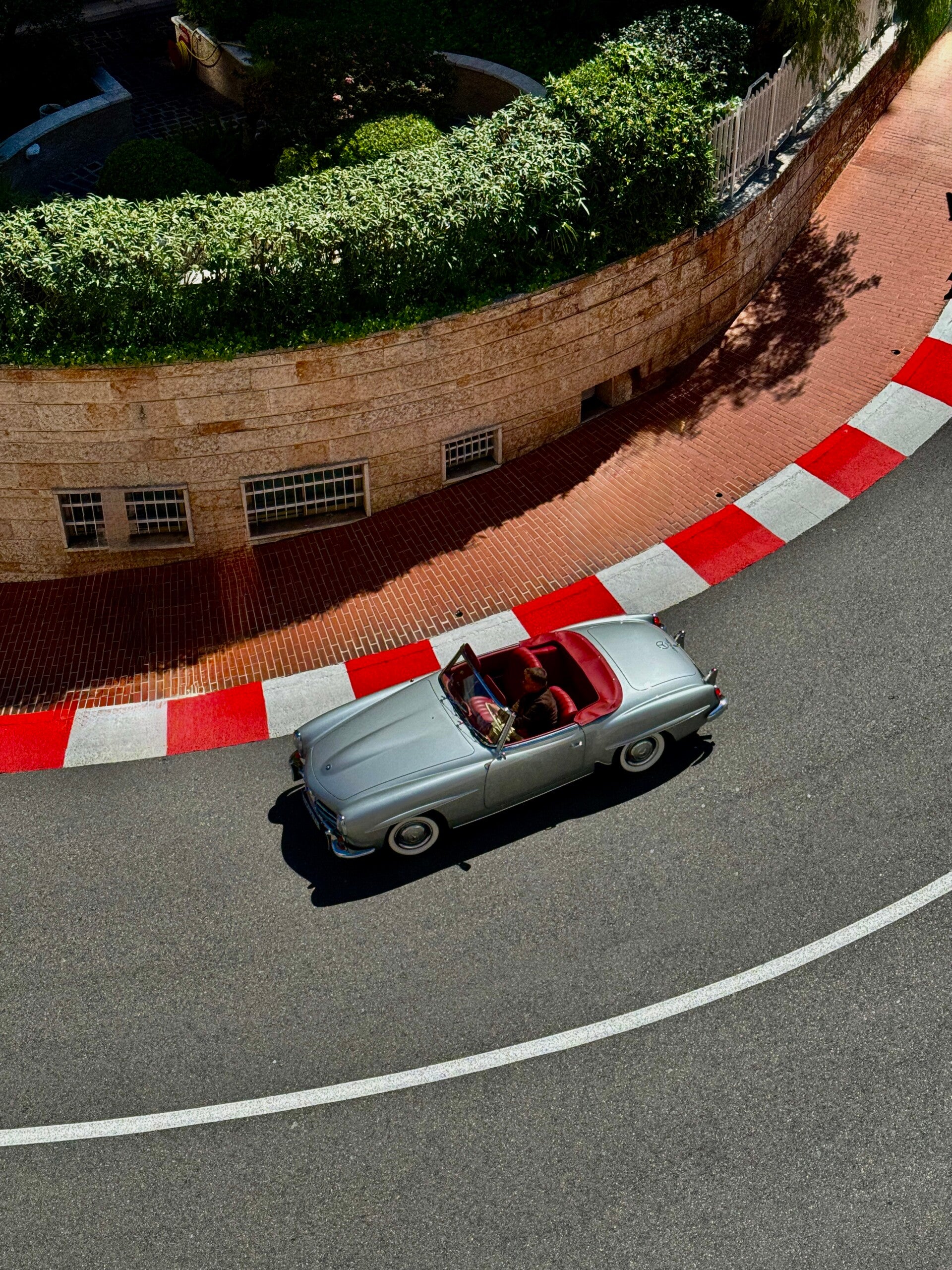 'Round The Benz'