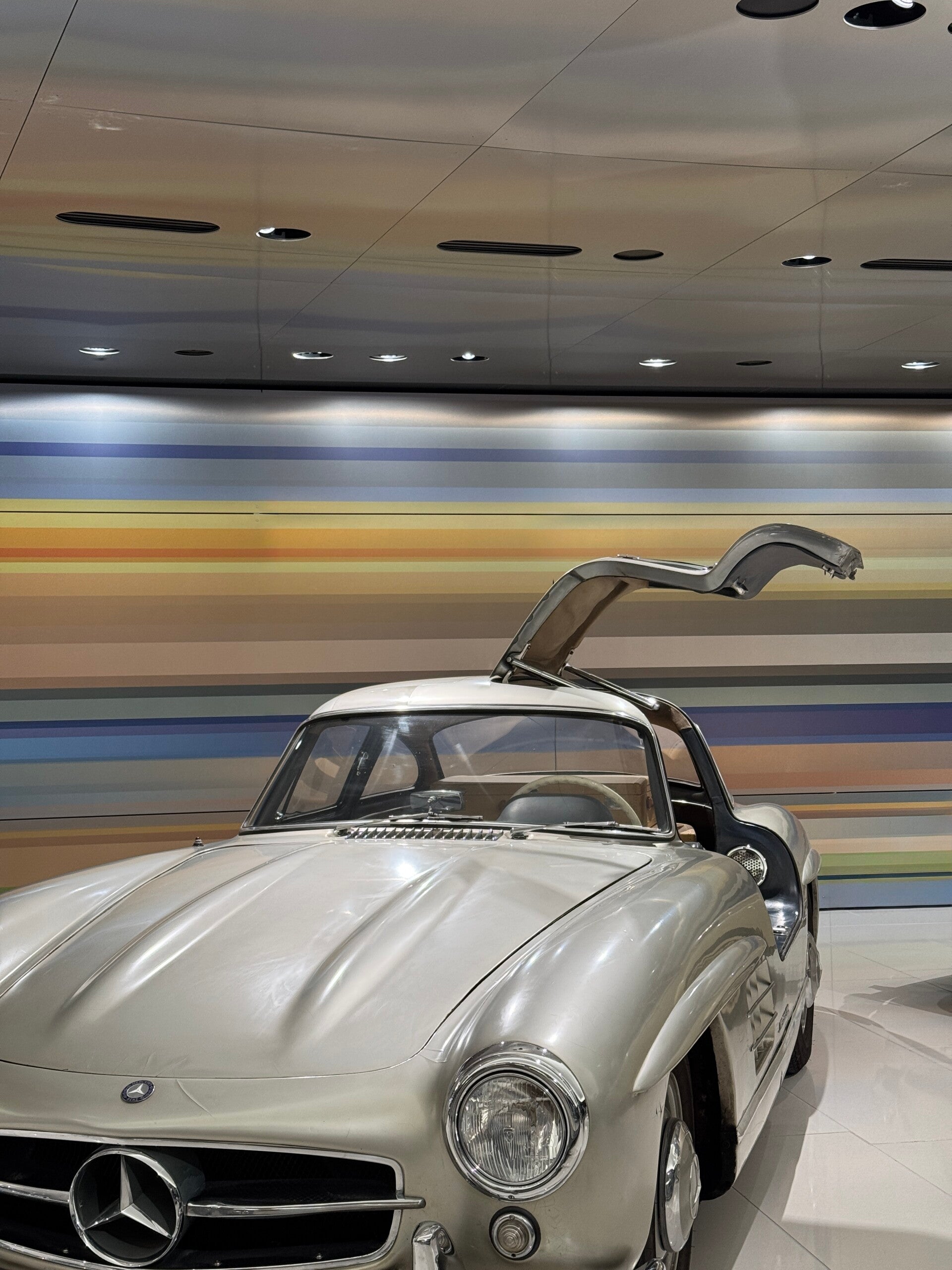 Mercedes Benz 300SL gullwing