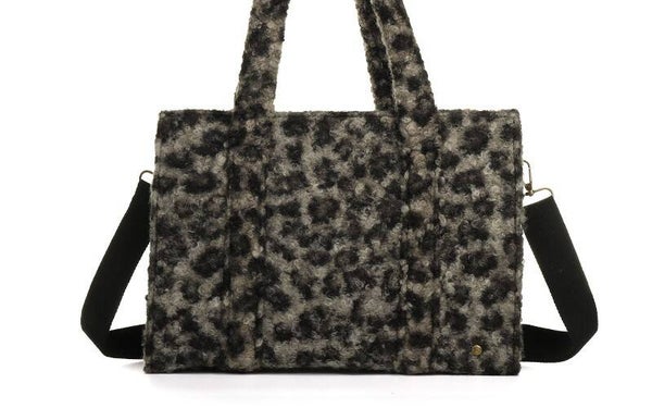 BLACK PANTER SHOPPER ST. JACOB