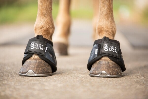 Töltsaga Glocken mit Gewicht