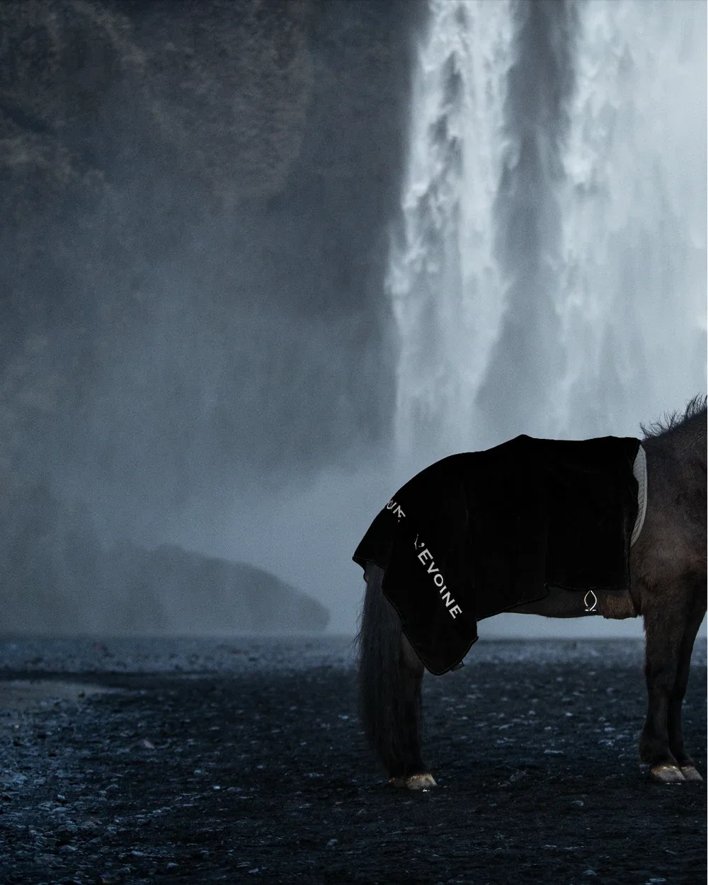 L' Evoine Abschwitzdecke Isländer noir
