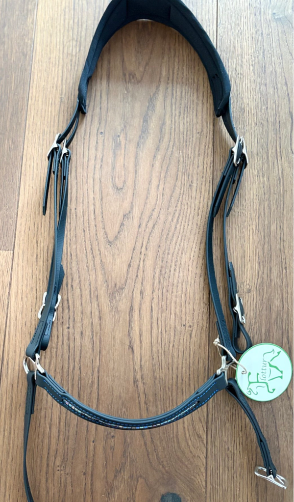 FLOTTUR Trense mit anantomischem Genickstück und Reithalfter Árora hannov.