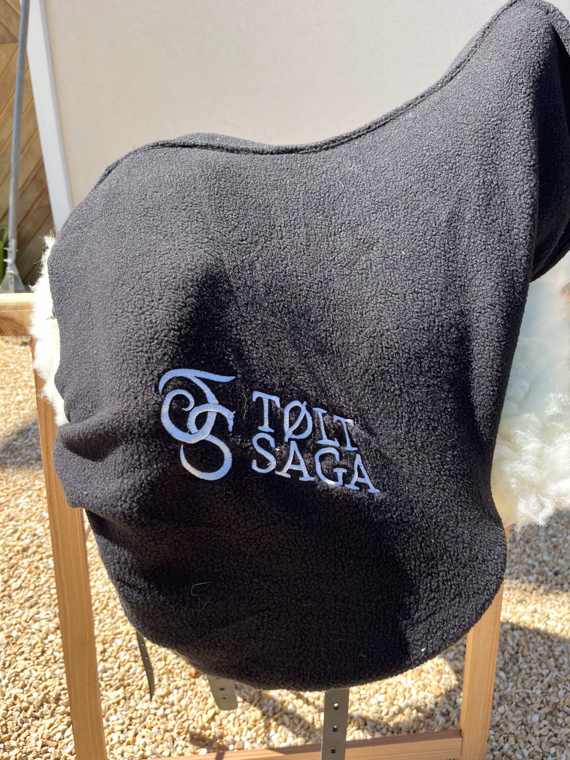 Sattelschoner Töltsaga