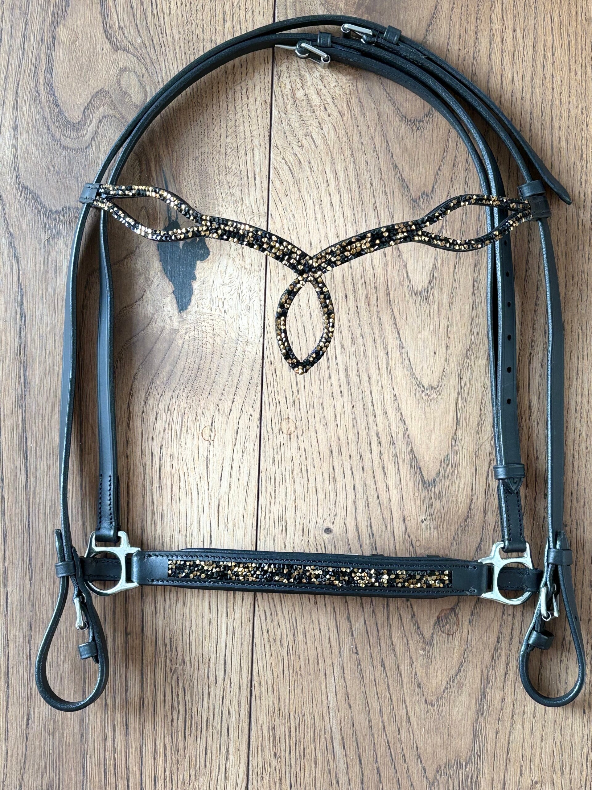 Töltsaga komplette Trense schwarz/gold