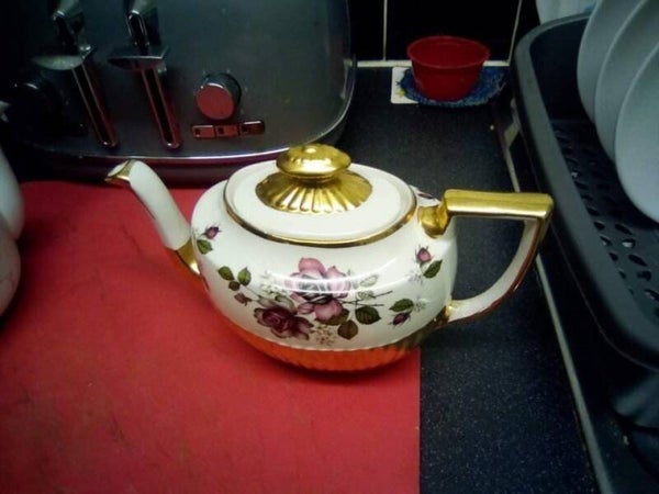 Vintage Queen  Ann Teapot