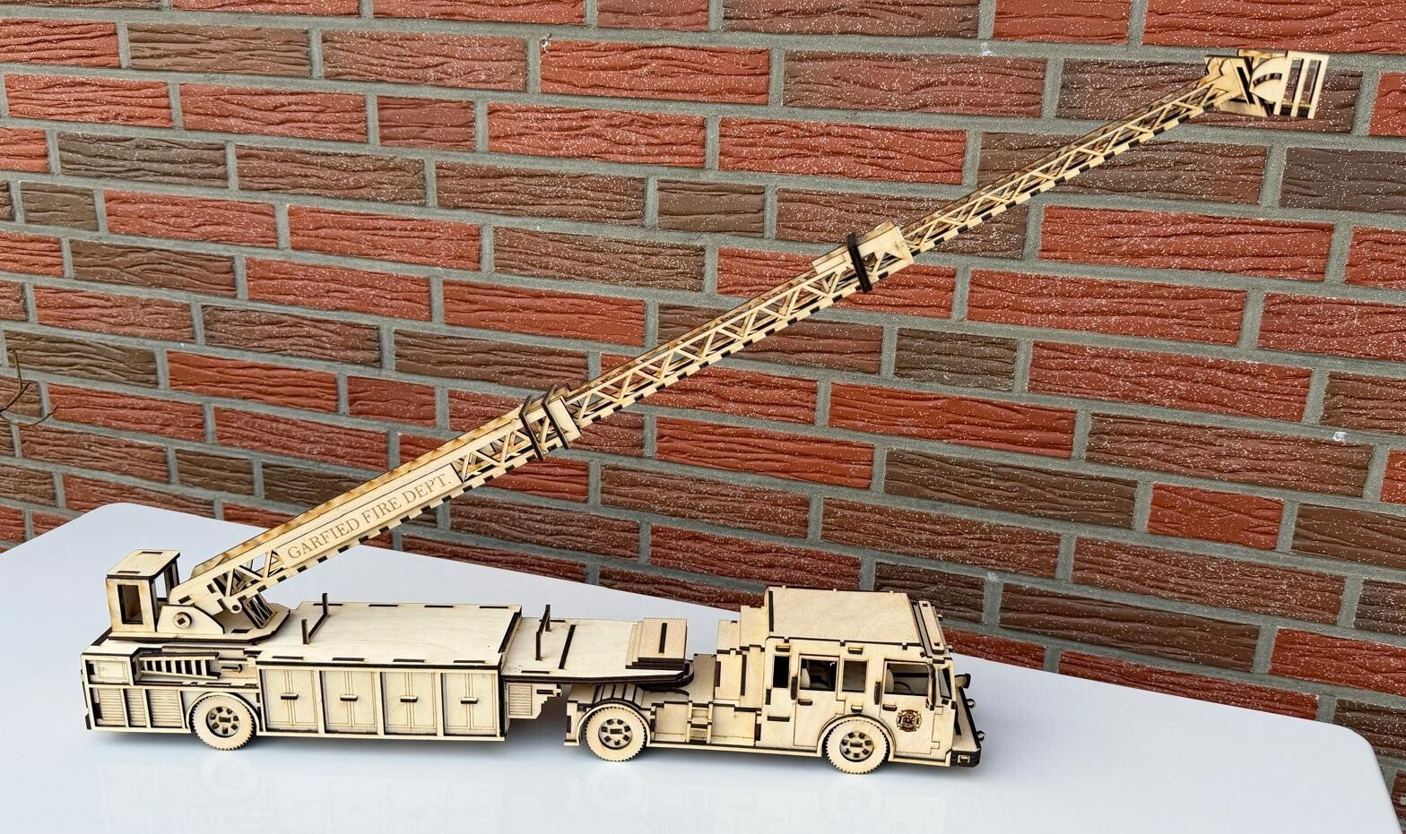US - Holzdrehleiter ca. 58cm lang (optional personalisierbar)