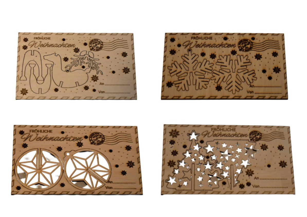 kleine Weihnachtskarte mit persönlicher Gravur und herausnehmbarem Baumschmuck