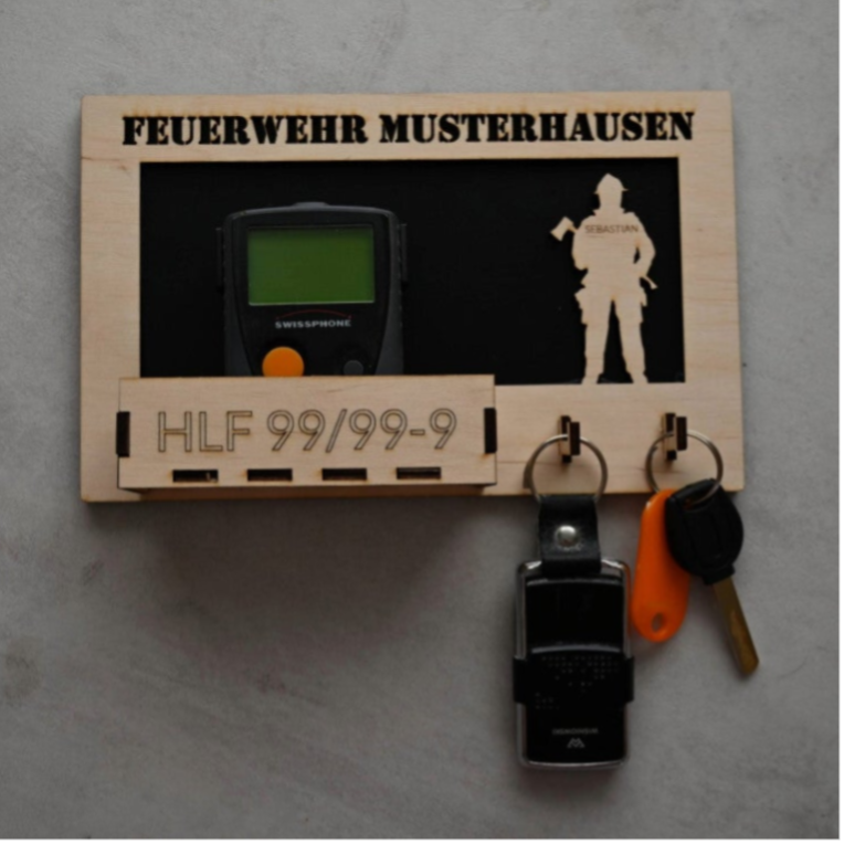 Wandhalterung Funkmeldeempfänger & Schlüssel "Feuerwehr"– personalisierbar