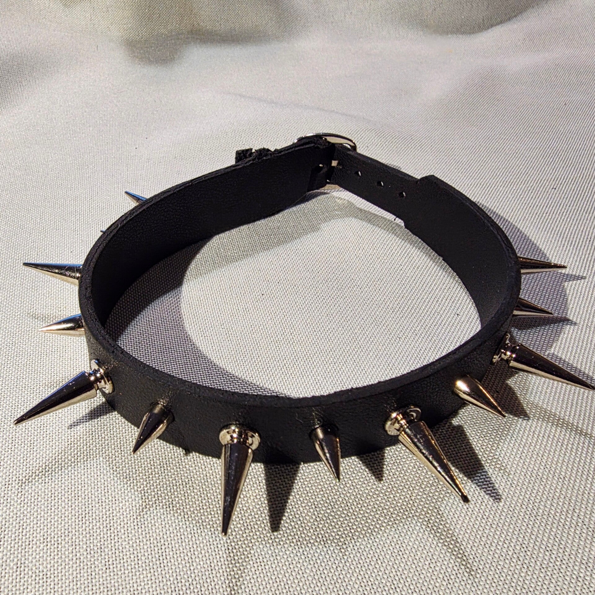 Collier à piques