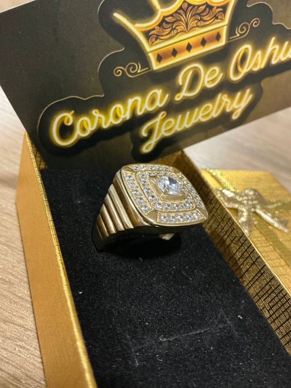 ANILLO ESTILO ROCETA CUADRADA CON BRILLANTES