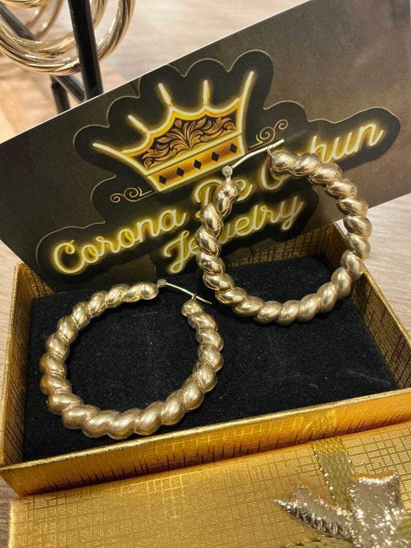 ARGOLLAS GRANDE DE BOLAS TORCIDAS DE TUBO ANCHO