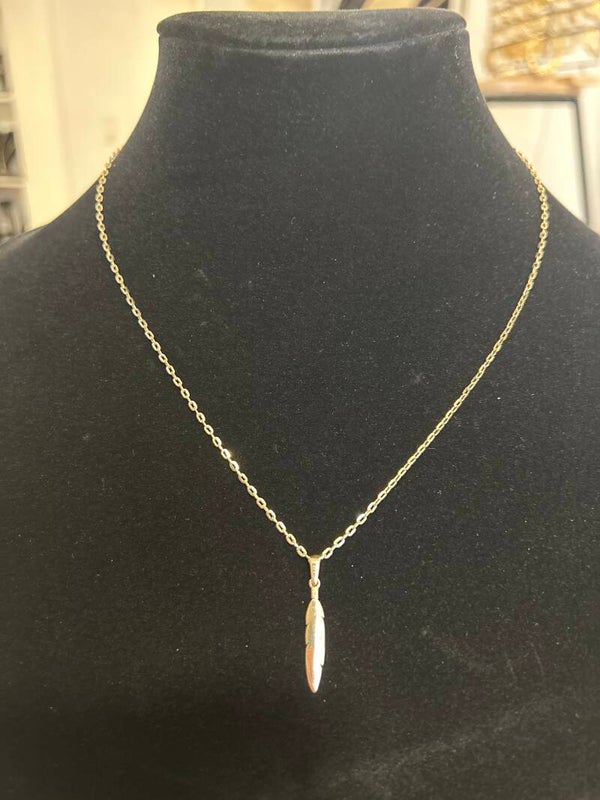 CADENA 14K ESLABÓN ROLO CON DIJE 14K