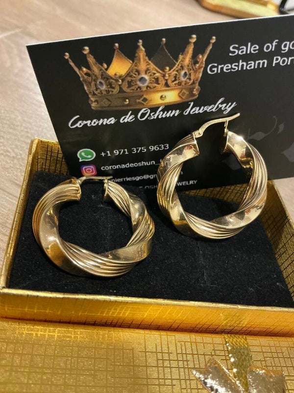 ARGOLLAS VERSACE GRUESA