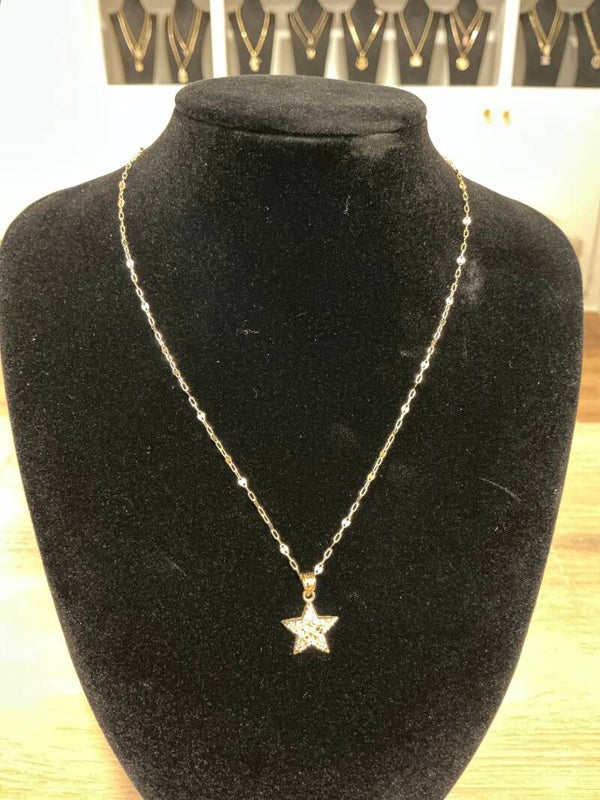 CADENA MODELO GUCCI CON ESTRELLA TODO 10K