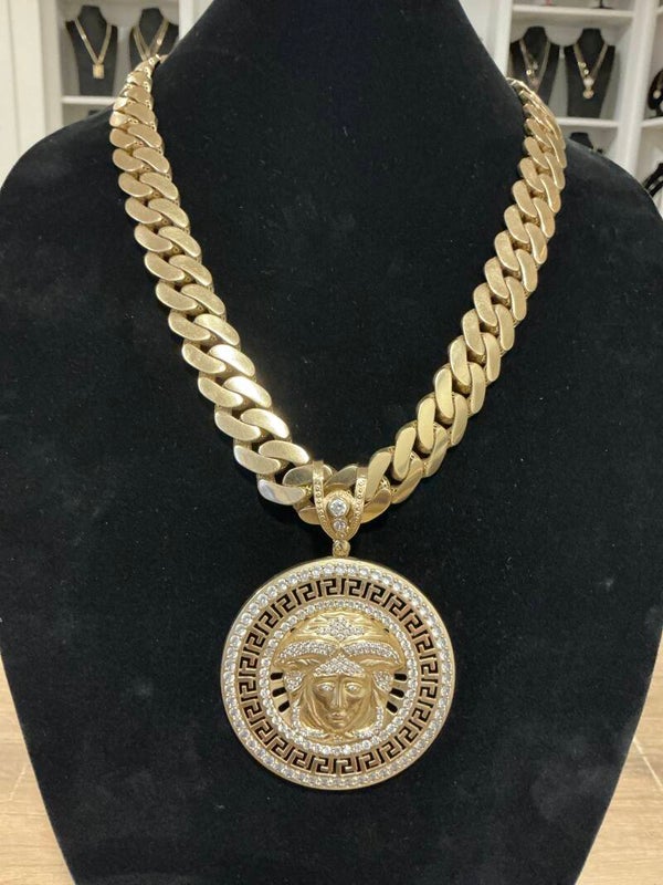 CADENA CUBANA SEMISOLIDA CON MEDALLA VERSACE