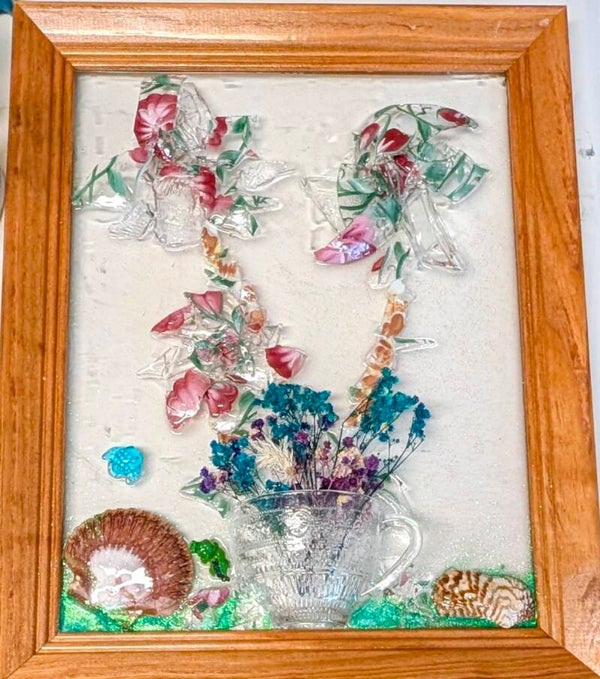 rose bouquethandmade crushed glass artwork is designed with coastal colors and textures, creating a beautiful ocean-inspired piece that sparkles in the light. Each piece is carefully crafted using recycled glass and resin, making every design one-of-a-kin