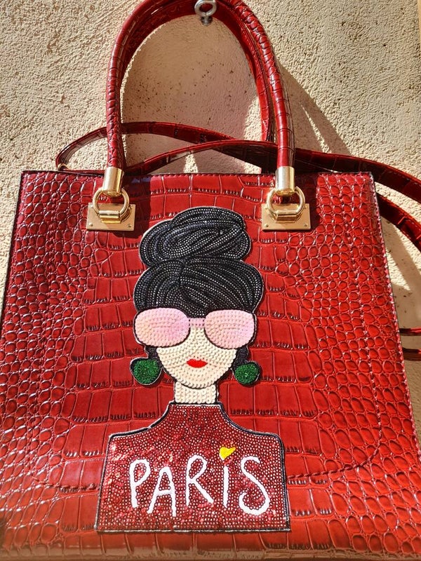 * vendu* Émily in Paris France barbie tête paillettes strass sac neuf