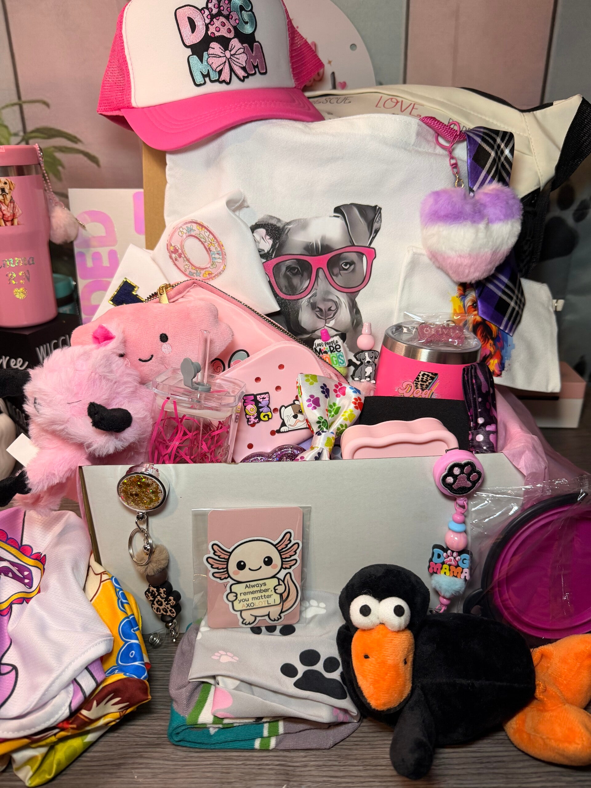 3 Mystery Scoops 60+ items