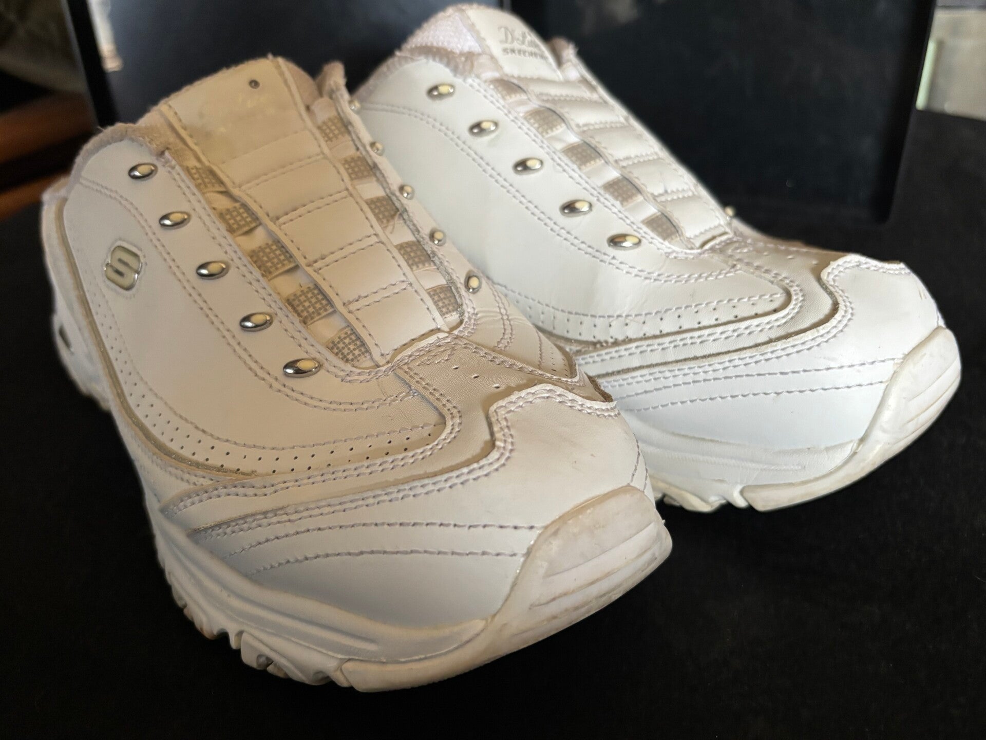 Used White D'Lites Sketchers Shoes