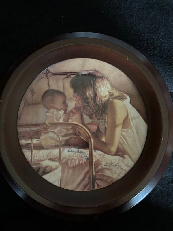 Collectors Plate: Mother and Child Bond