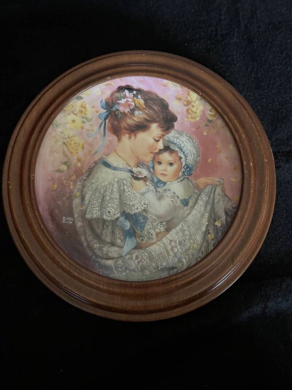 Framed Collectors Plate: Cherished Moments