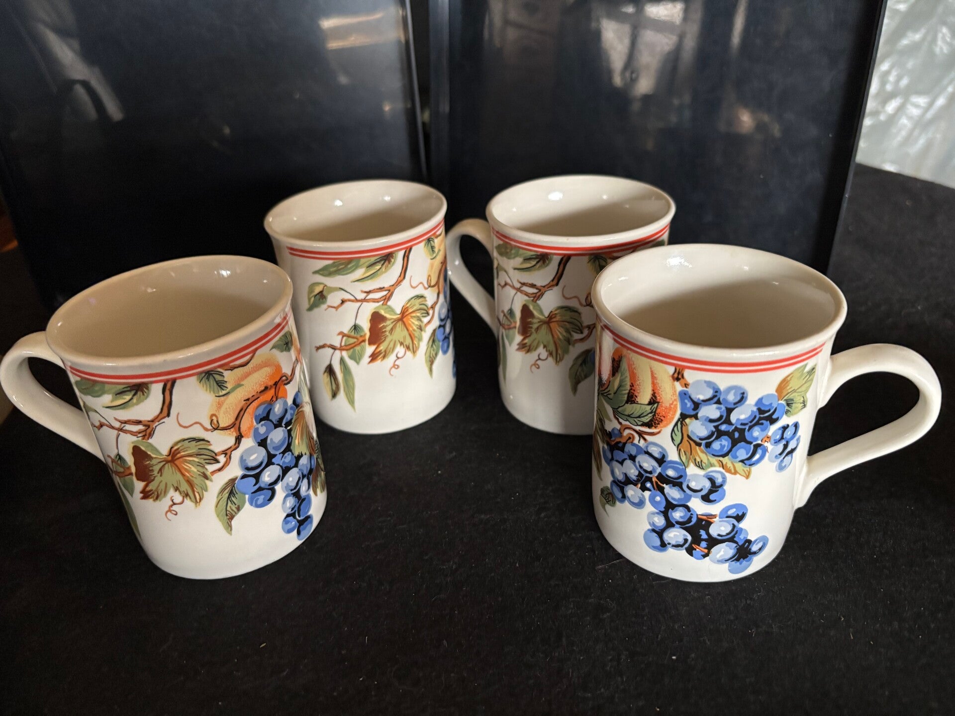 4 Cups